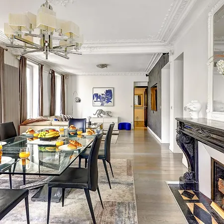 Bnbnova - Elegant 3br Champs-elysees & Arc De Triomphe *