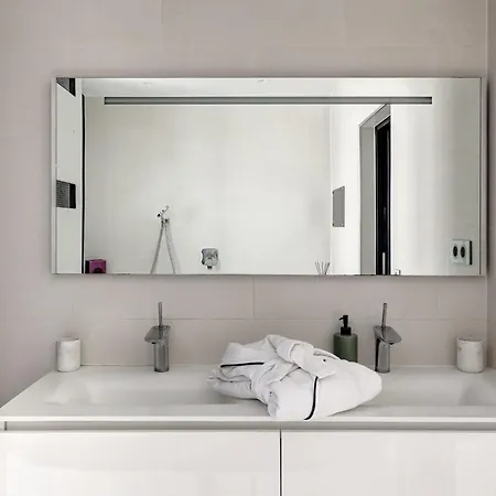 Bnbnova - Elegant 3br Champs-elysees & Arc De Triomphe