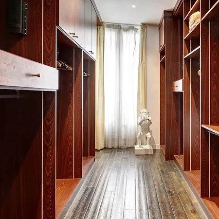 Bnbnova - Elegant 3br Champs-elysees & Arc De Triomphe דירה *