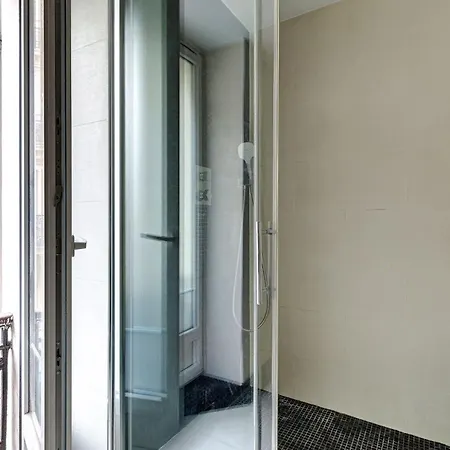 Bnbnova - Elegant 3br Champs-elysees & Arc De Triomphe פריז