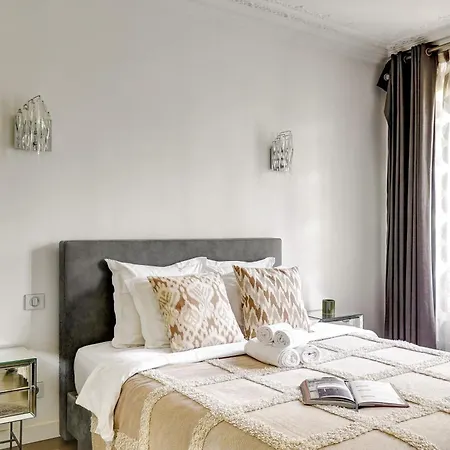 Bnbnova - Elegant 3br Champs-elysees & Arc De Triomphe דירה